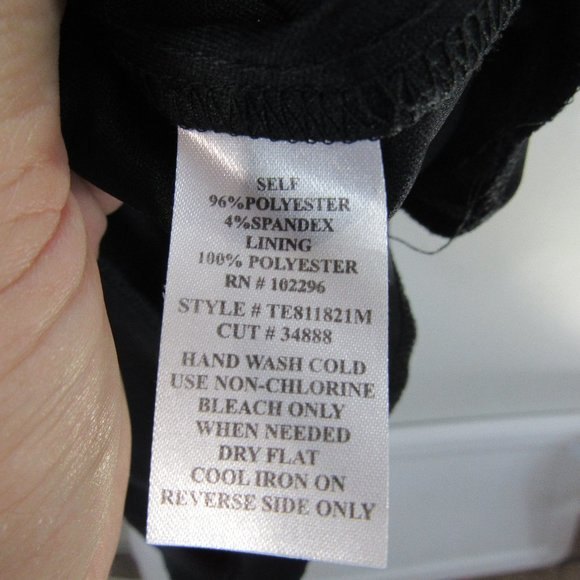 Connected Women's little black dress size 6 - Picture 5 of 6